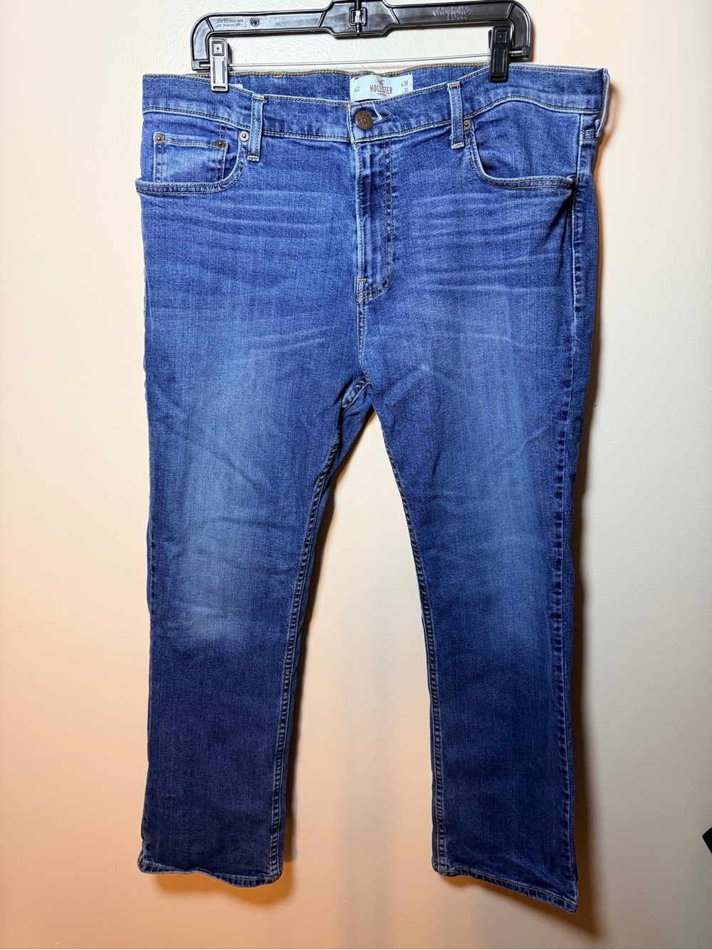 Hollister Men's Blue Medium Wash Stretch Denim Bootcut Jeans 38x30
